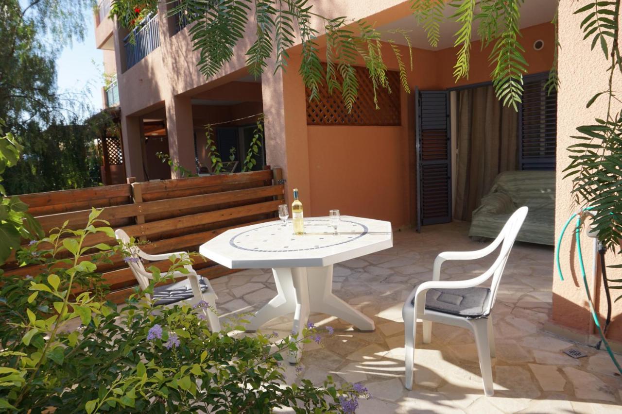 Limnaria Gardens Paphos, Near Beach ภายนอก รูปภาพ
