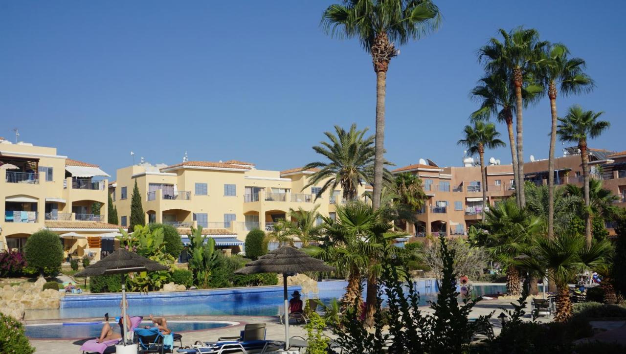 Limnaria Gardens Paphos, Near Beach ภายนอก รูปภาพ